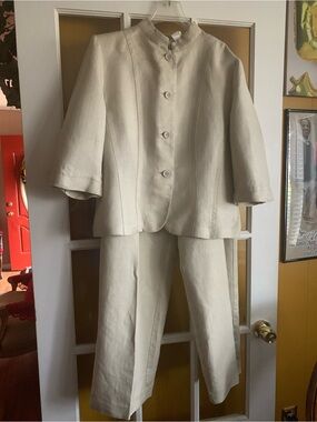Emma James Cream Two-Piece Pant Suit